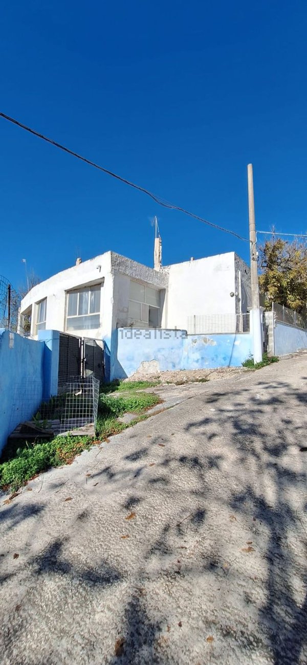 casa indipendente in vendita a Torricella