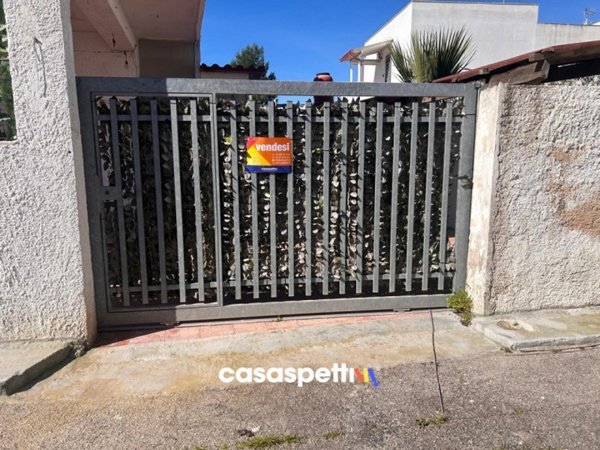 casa indipendente in vendita a Torricella in zona Monacizzo
