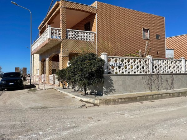 casa indipendente in vendita a Torricella