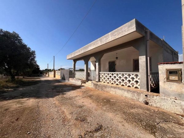 casa indipendente in vendita a Torricella in zona Monacizzo