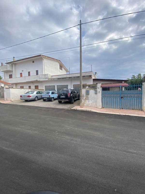 casa indipendente in vendita a Torricella