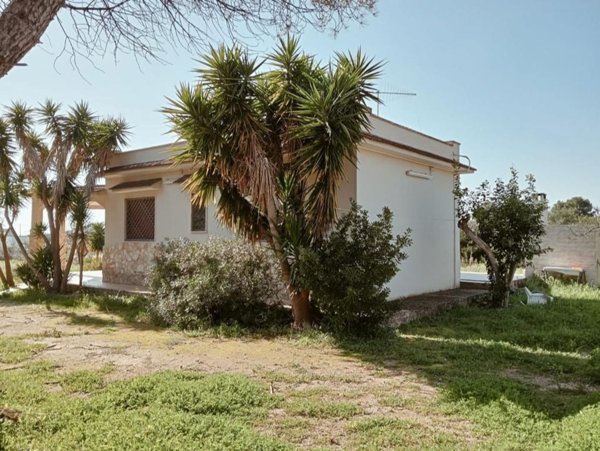 casa indipendente in vendita a Torricella in zona Monacizzo