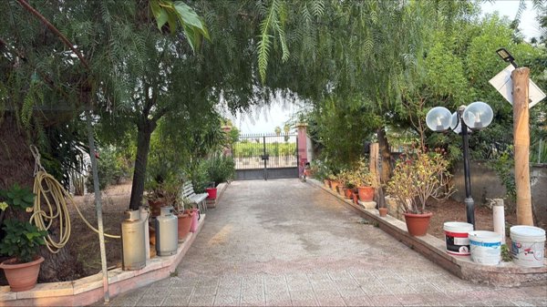 casa indipendente in vendita a Torricella