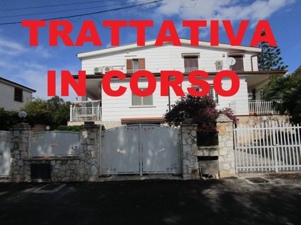 casa indipendente in vendita a Statte