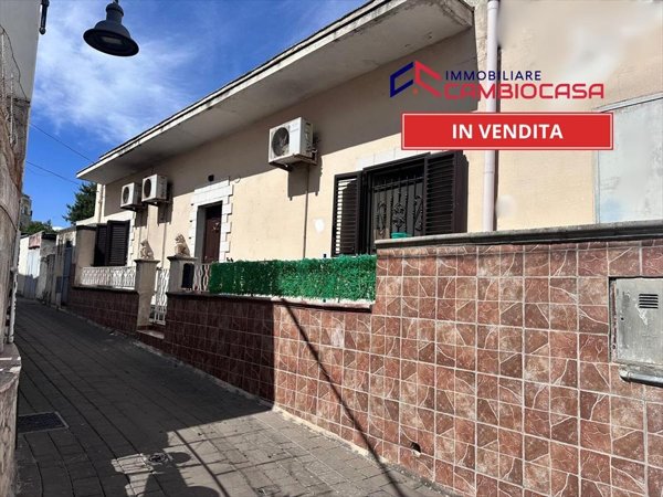 casa indipendente in vendita a Statte