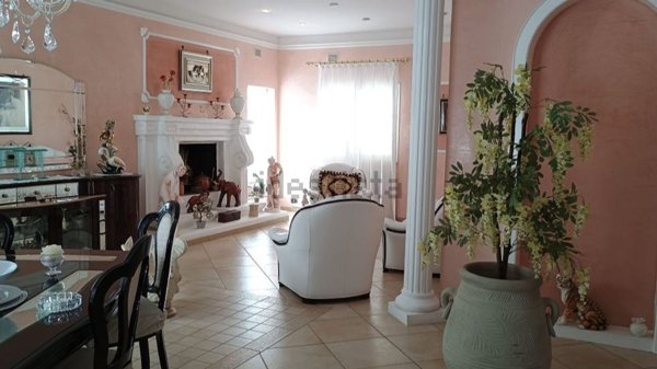 casa indipendente in vendita a Statte