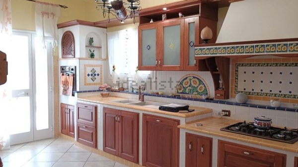 casa indipendente in vendita a Statte