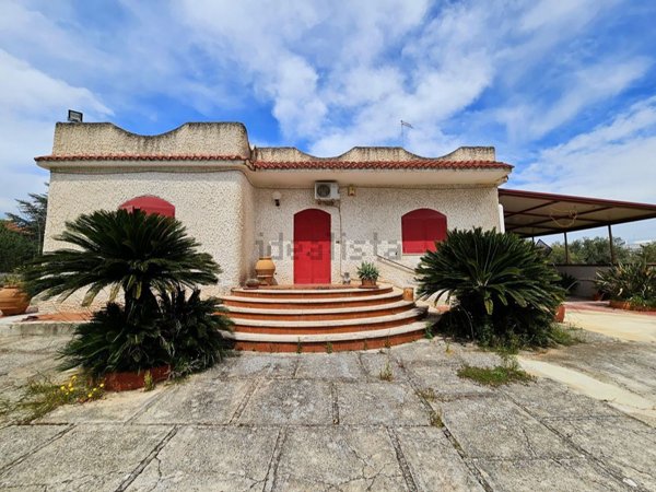 casa indipendente in vendita a Statte