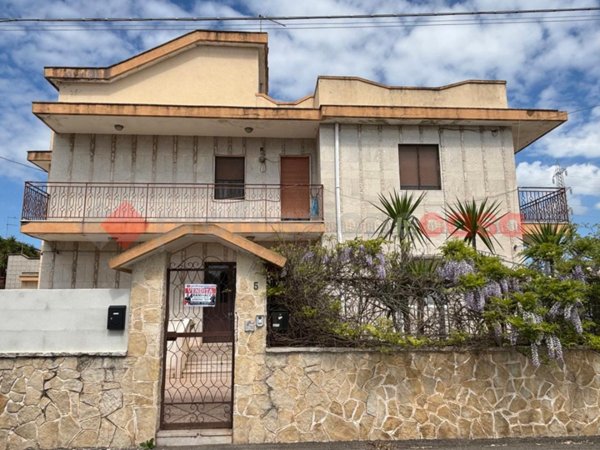 appartamento in vendita a Statte