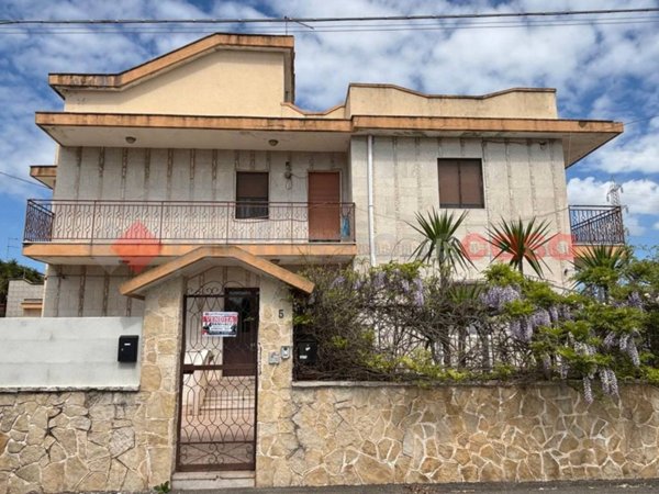 appartamento in vendita a Statte