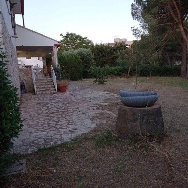 casa indipendente in vendita a Statte