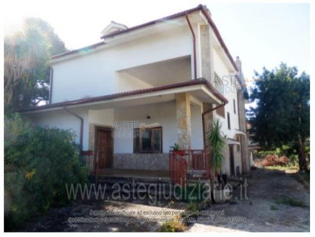 casa indipendente in vendita a Statte