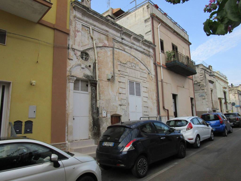 casa indipendente in vendita a Statte