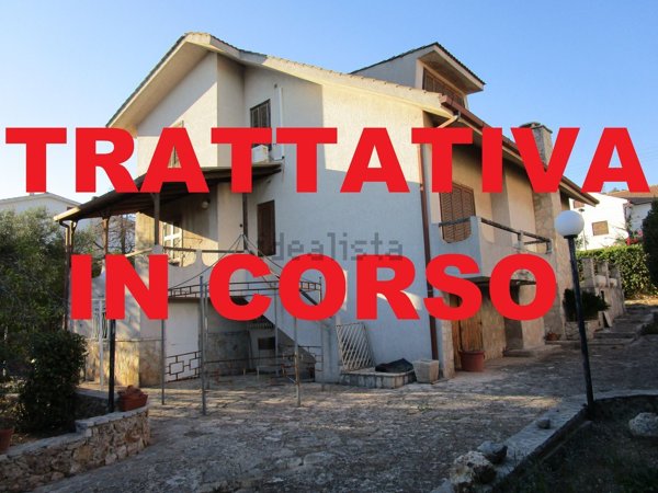 casa indipendente in vendita a Statte