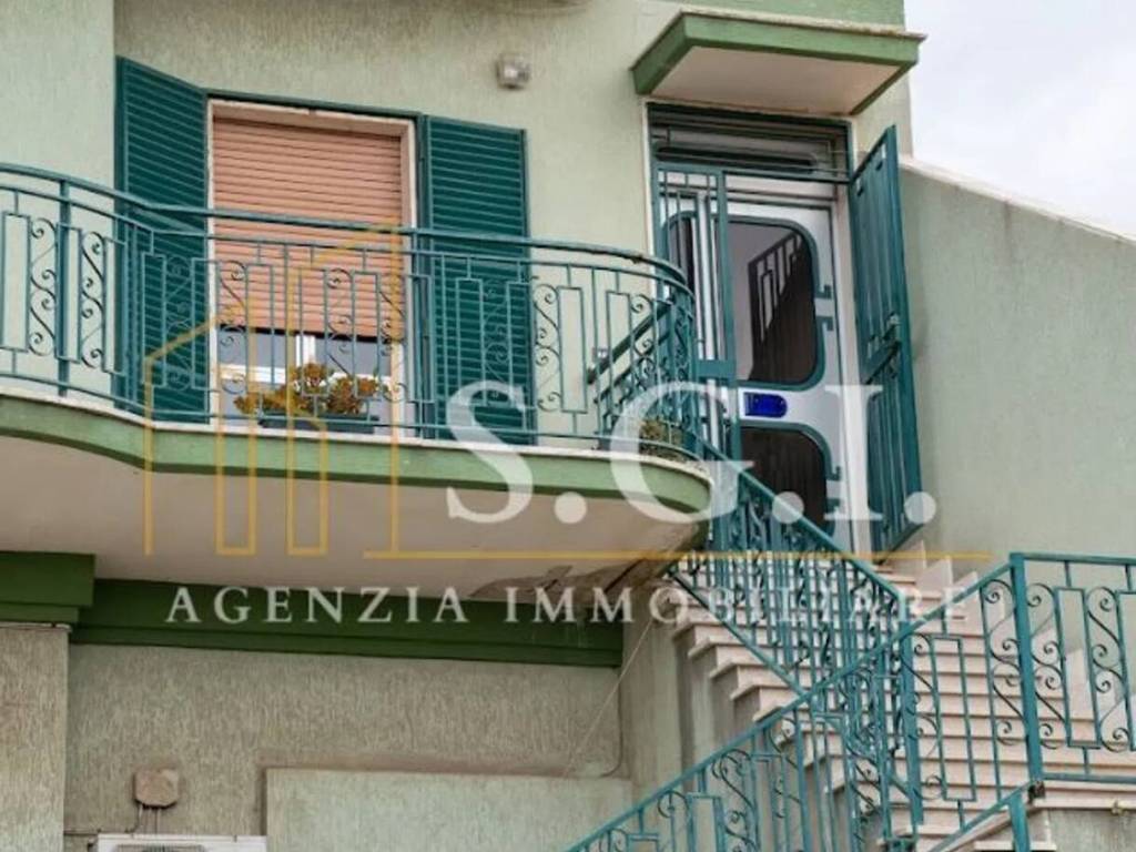 appartamento in vendita a Statte