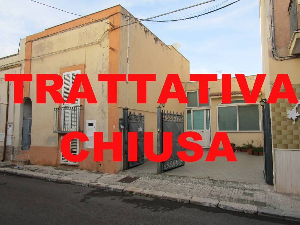 casa indipendente in vendita a Statte