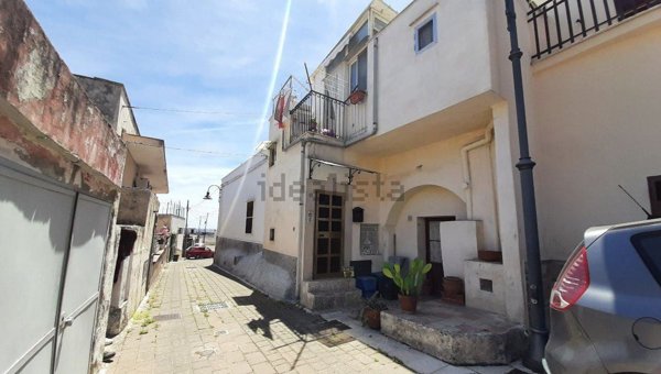 casa indipendente in vendita a Statte