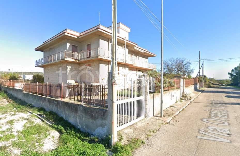 casa indipendente in vendita a Statte