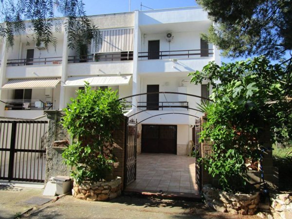 casa indipendente in vendita a Statte
