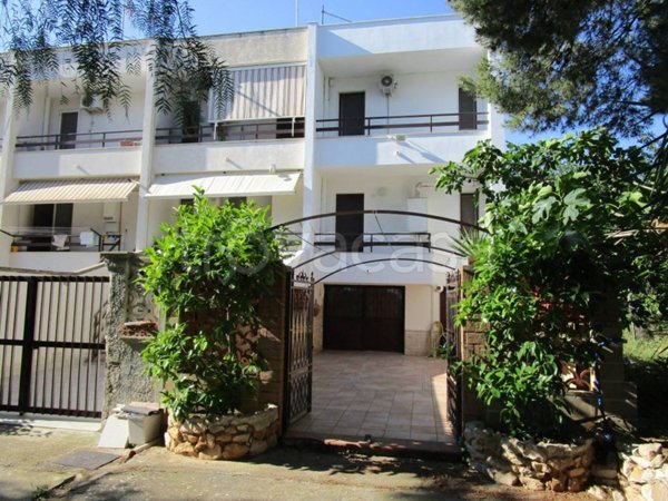 casa indipendente in vendita a Statte