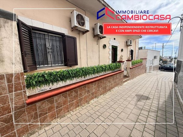casa indipendente in vendita a Statte