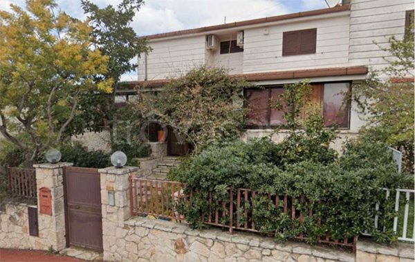casa indipendente in vendita a Statte