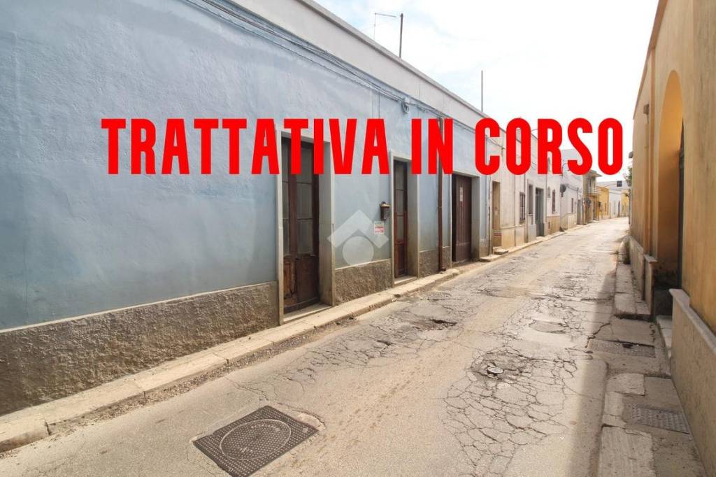 casa indipendente in vendita a Brindisi in zona Tuturano