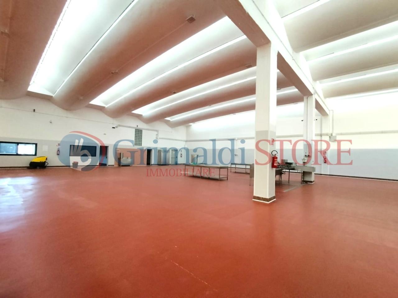 locale commerciale in vendita a Brindisi