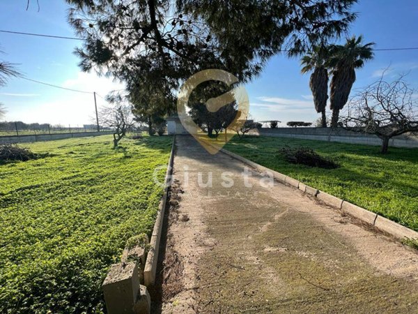 casa indipendente in vendita a Brindisi