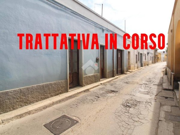 casa indipendente in vendita a Brindisi in zona Tuturano