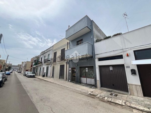 casa indipendente in vendita a Brindisi