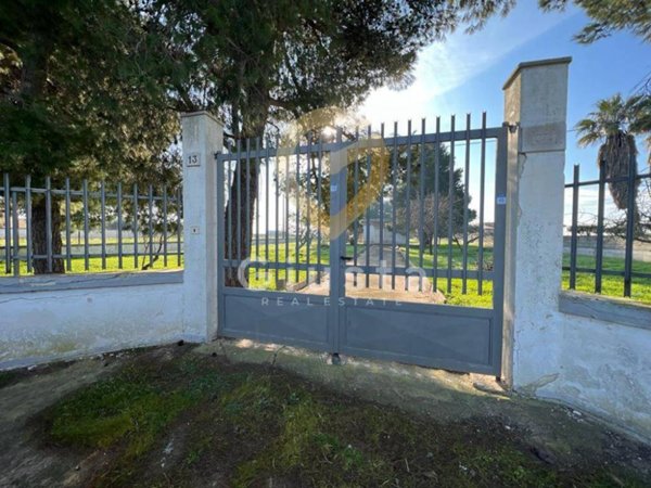 casa indipendente in vendita a Brindisi