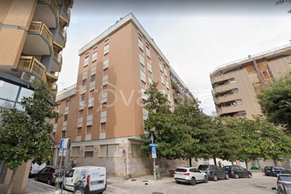 ufficio in vendita a Brindisi in zona Centro Città