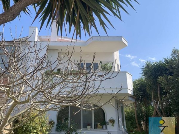 casa indipendente in vendita a Brindisi