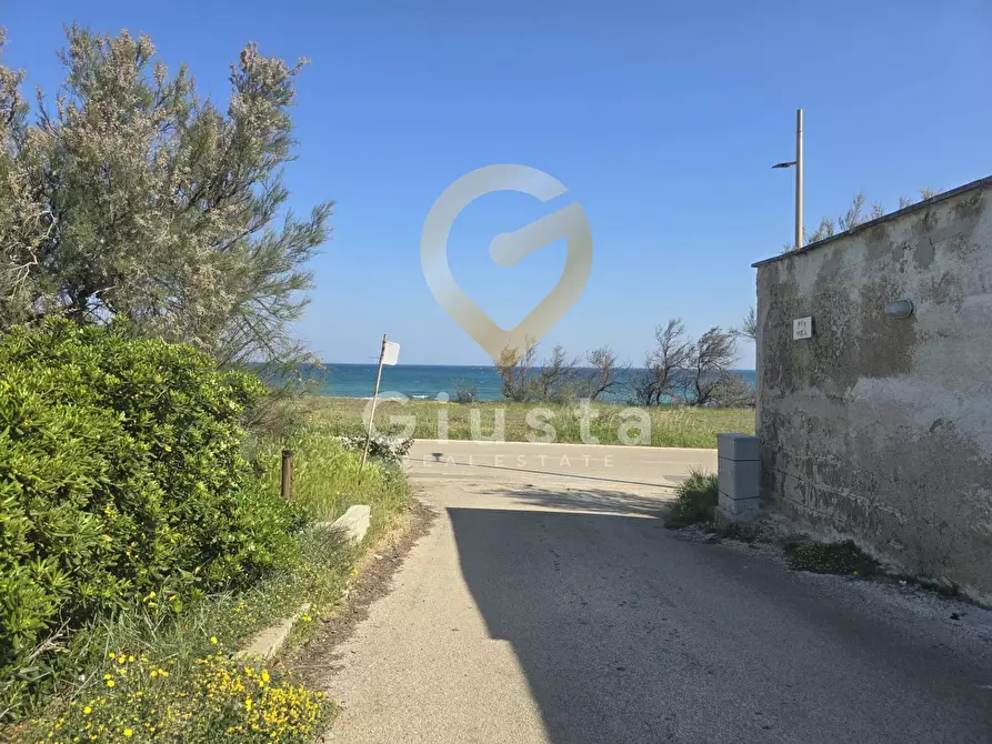 casa indipendente in vendita a Brindisi in zona Centro Città