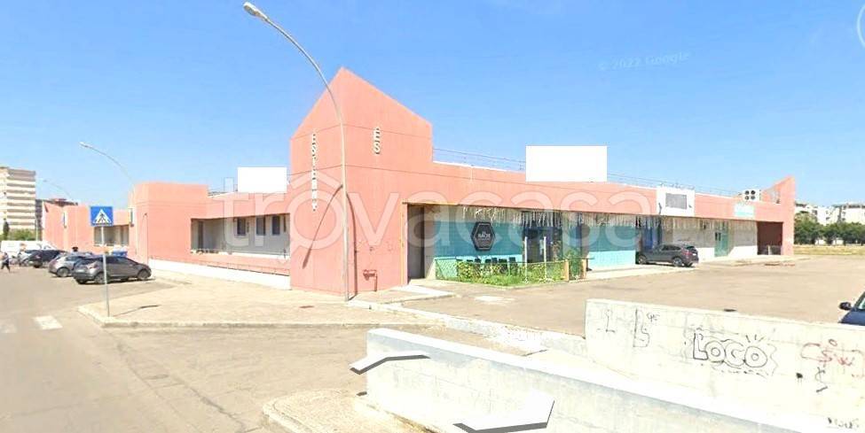 negozio in vendita a Brindisi in zona Bozzano
