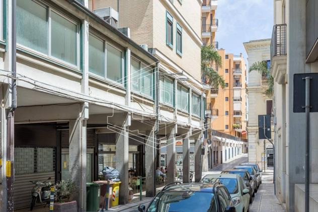 pentavano in vendita a Brindisi in zona Centro Città