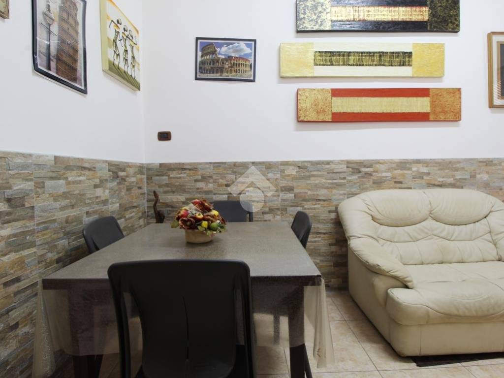 casa indipendente in vendita a Brindisi in zona Commenda