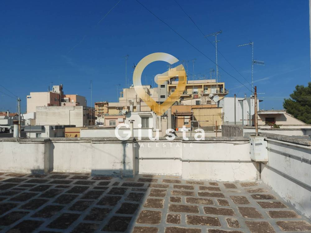 appartamento in vendita a Brindisi in zona Commenda