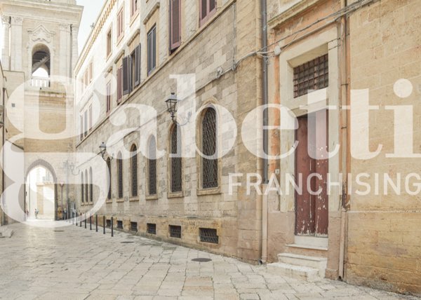casa indipendente in vendita a Brindisi in zona Cappuccini