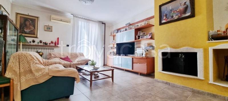 casa indipendente in vendita a Brindisi in zona Cappuccini
