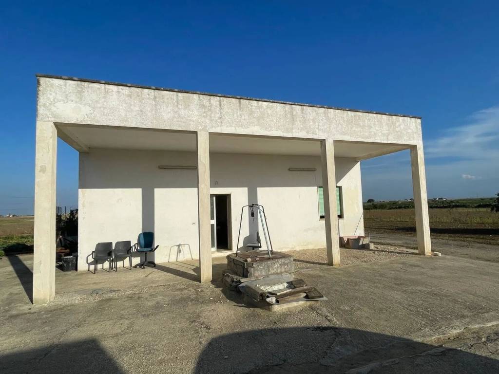 casa indipendente in vendita a Brindisi