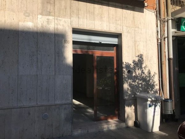 locale commerciale in vendita a Brindisi
