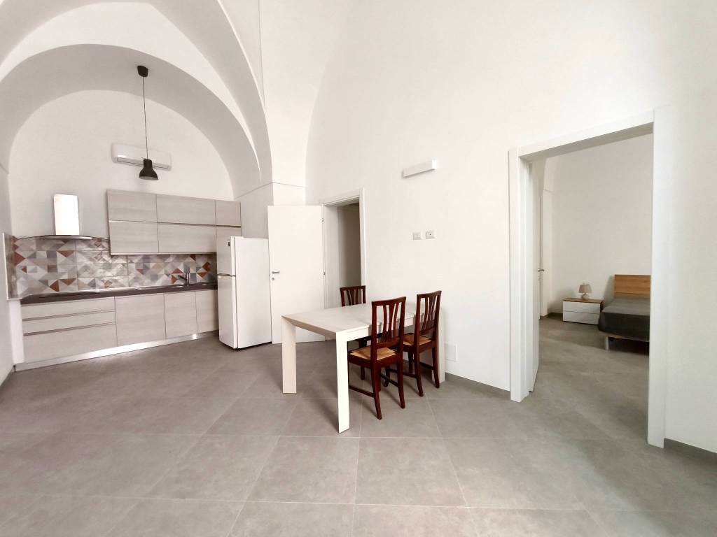 casa indipendente in vendita a Brindisi in zona Centro Città