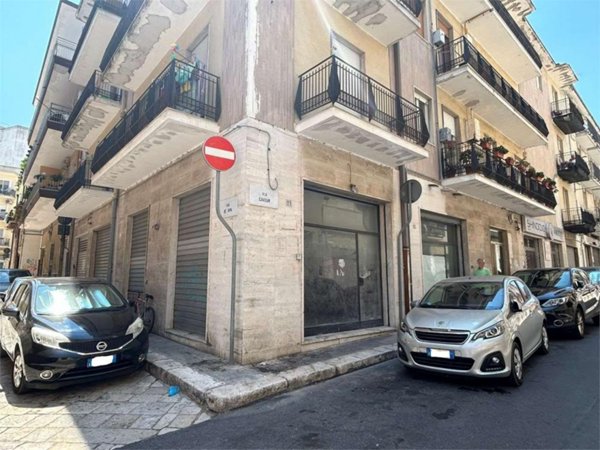 negozio in vendita a Brindisi in zona Centro Città