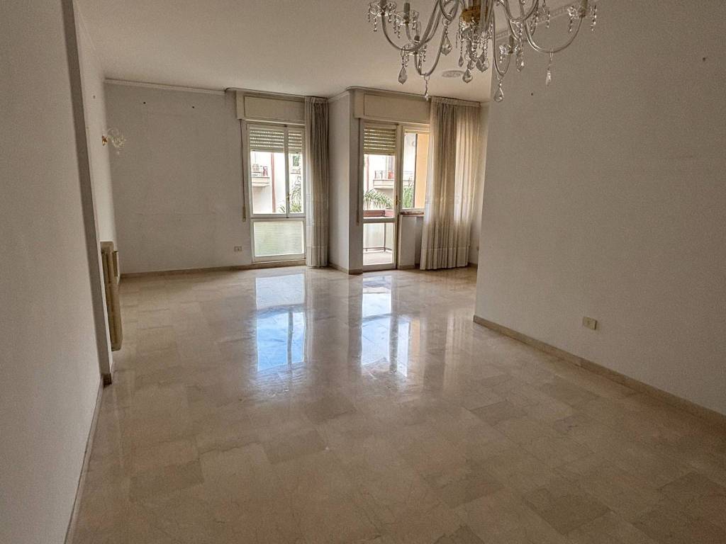 appartamento in vendita a Brindisi in zona Commenda