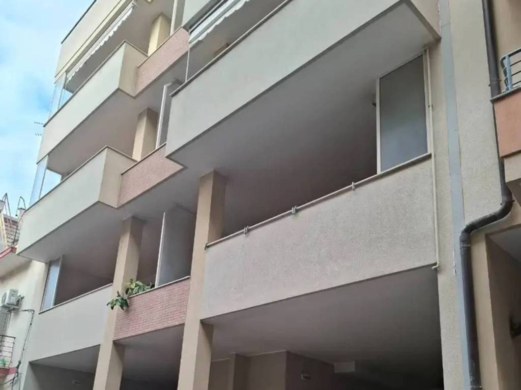 appartamento in vendita a Brindisi in zona Commenda