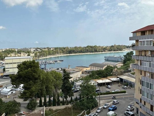 appartamento in vendita a Brindisi in zona Minnuta