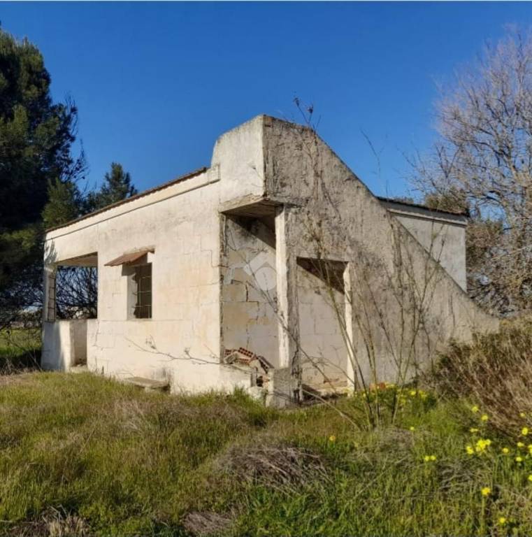 casa indipendente in vendita a Brindisi in zona Centro Città