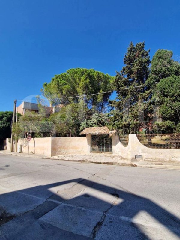 casa indipendente in vendita a Brindisi in zona Paradiso